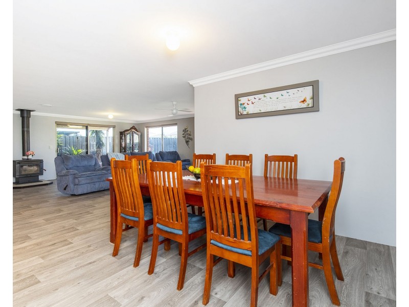 62 Macquarie Drive, Australind WA 6233