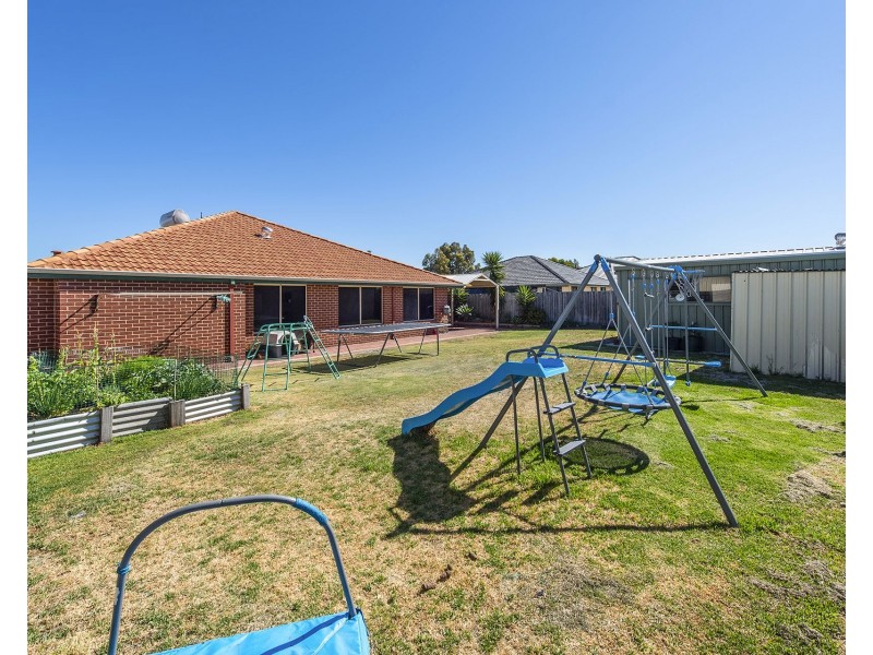 62 Macquarie Drive, Australind WA 6233