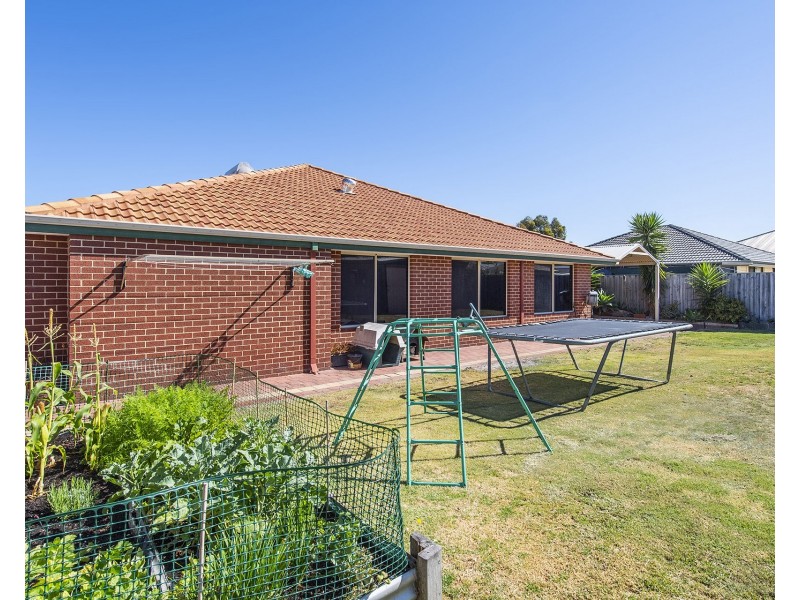 62 Macquarie Drive, Australind WA 6233