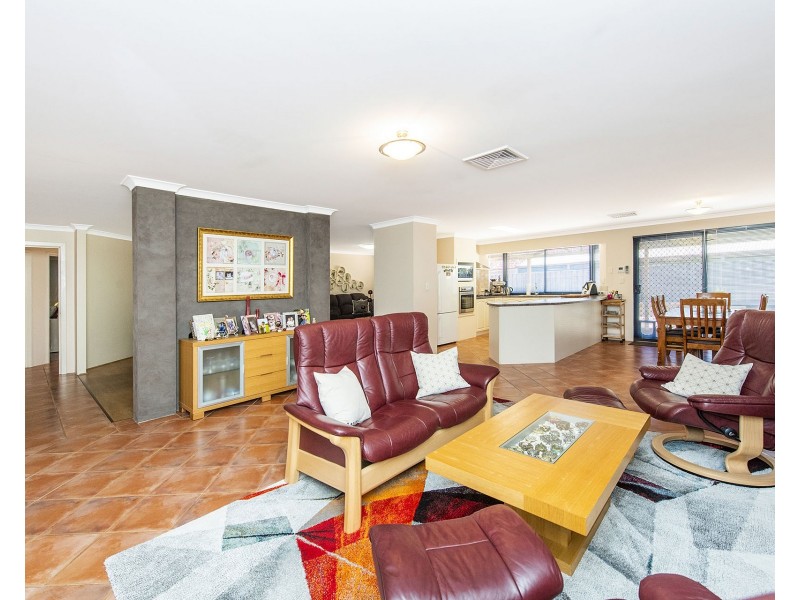 62 Braidwood Drive, Australind WA 6233