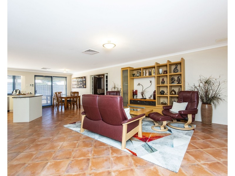 62 Braidwood Drive, Australind WA 6233