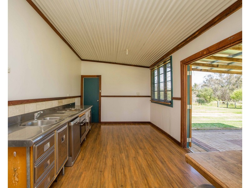 159 Capel Drive, Capel WA 6271