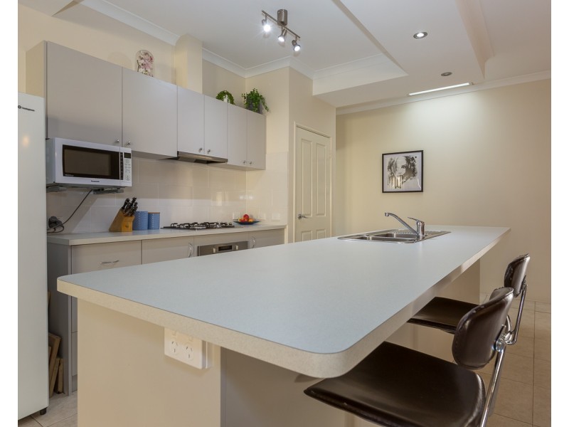 5 Batman Way, Dalyellup WA 6230