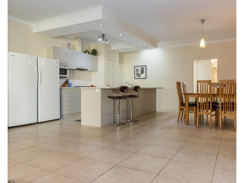 5 Batman Way, Dalyellup WA 6230