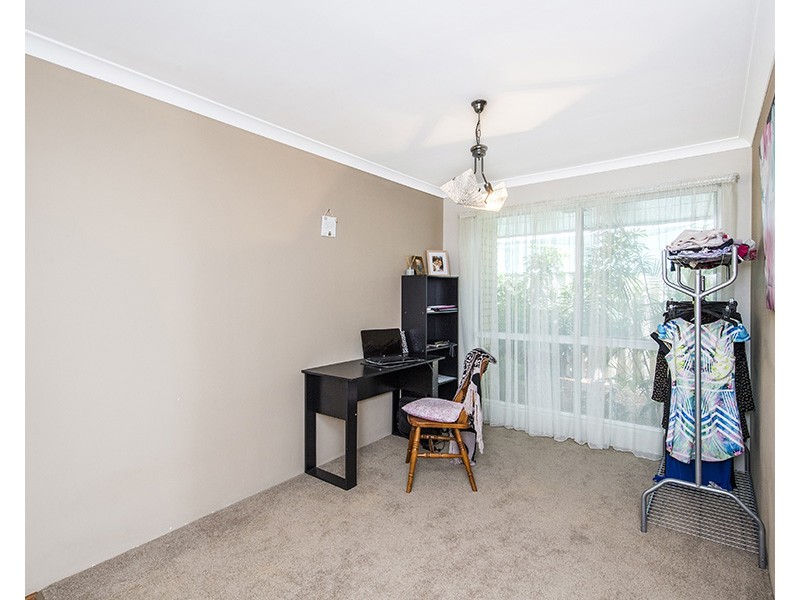 13 Claret Grove, Eaton WA 6232
