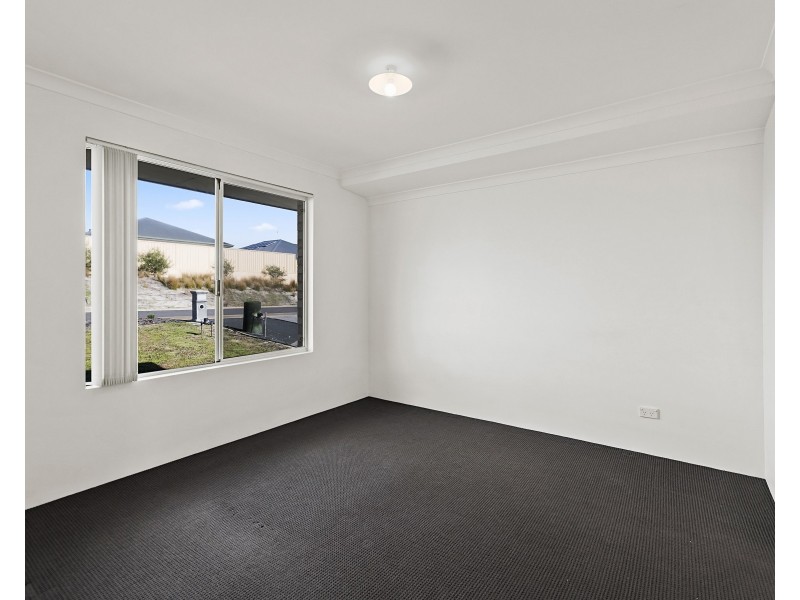 18 Range Road, Capel WA 6271