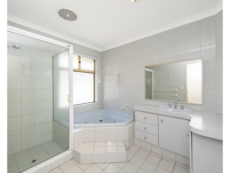 10 Kalari Rise, South Bunbury WA 6230
