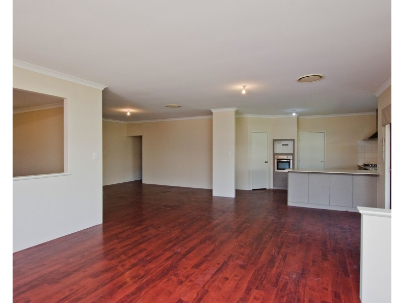 25 Kelston Way, Australind WA 6233