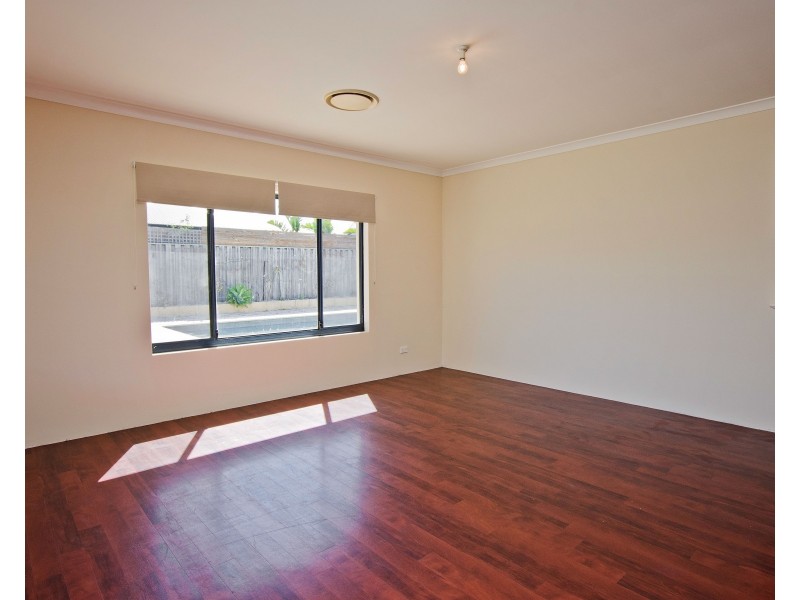 25 Kelston Way, Australind WA 6233