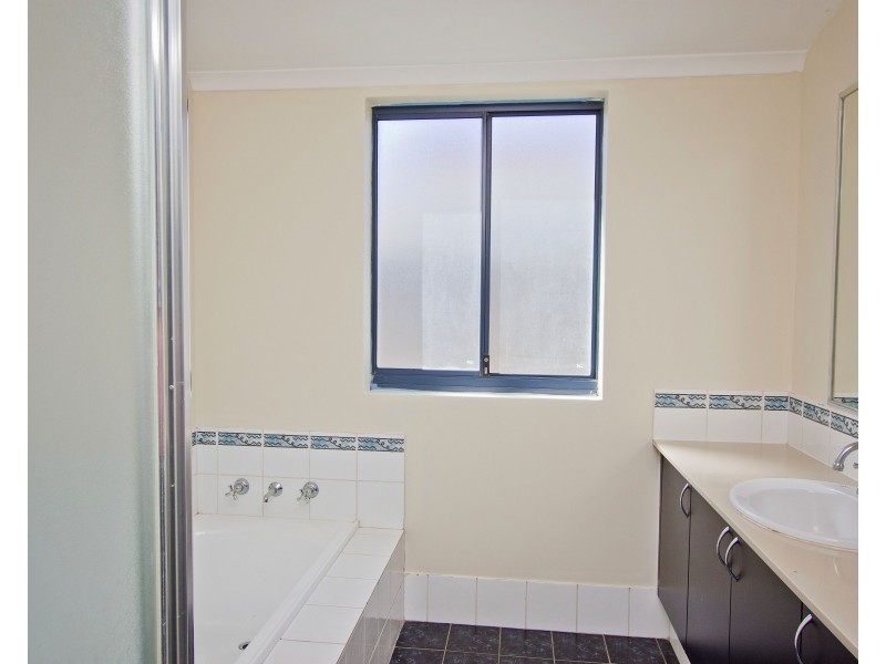 25 Kelston Way, Australind WA 6233