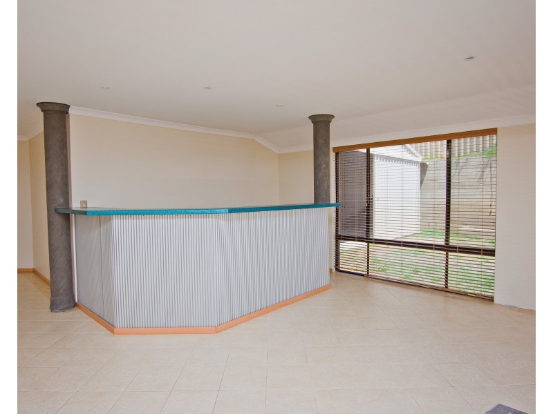 14 Dampier Street, Dalyellup WA 6230