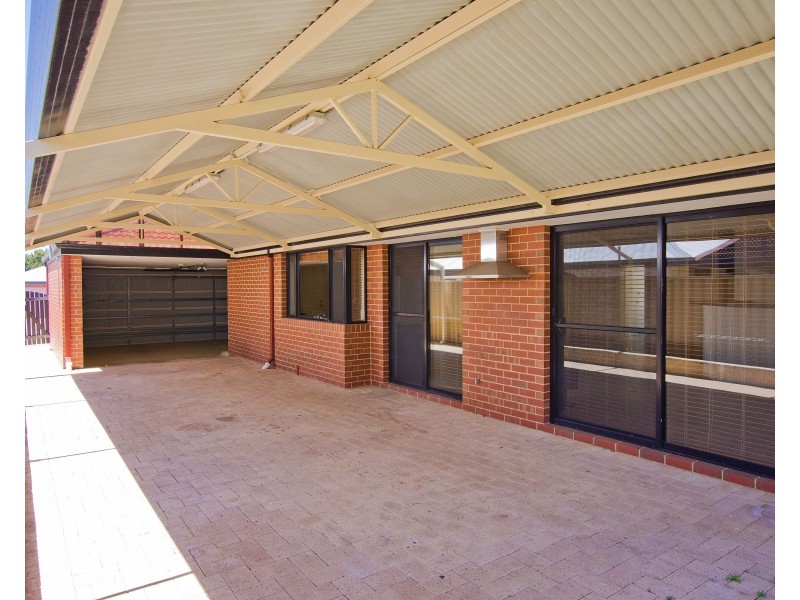 14 Dampier Street, Dalyellup WA 6230