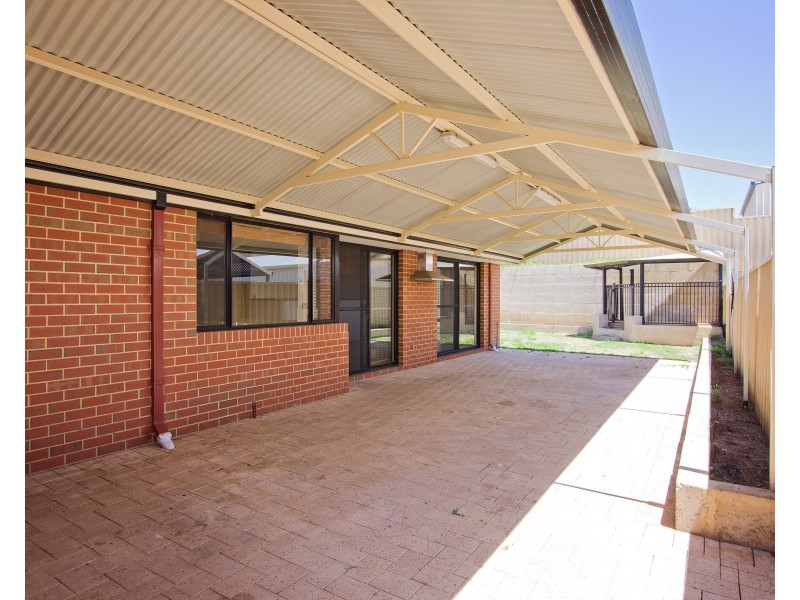 14 Dampier Street, Dalyellup WA 6230