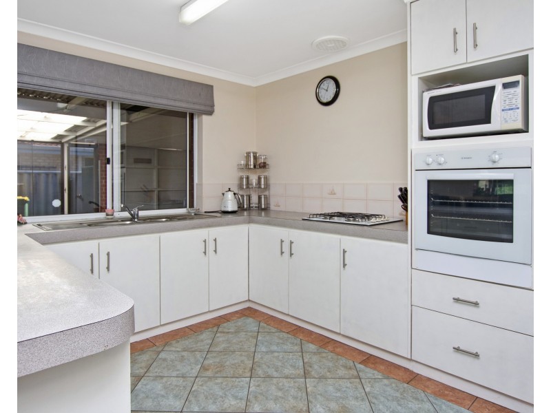 4 Orchid Drive, Glen Iris WA 6230