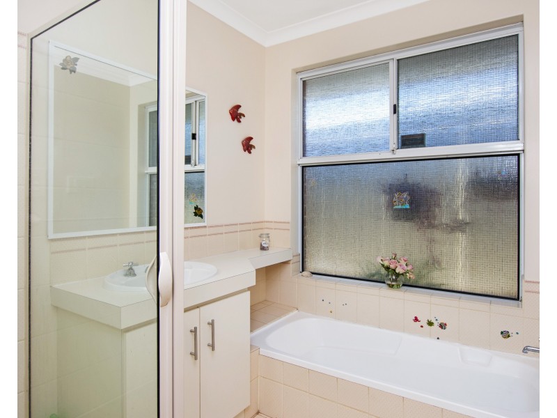 4 Orchid Drive, Glen Iris WA 6230