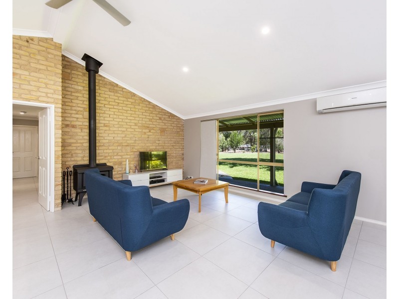 26 Marri Place, Gelorup WA 6230
