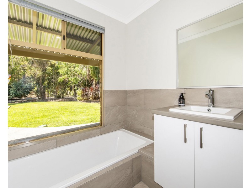 26 Marri Place, Gelorup WA 6230