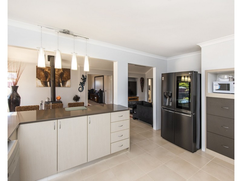 42 Nicolay Approach, Dalyellup WA 6230