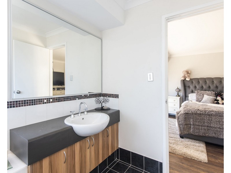 42 Nicolay Approach, Dalyellup WA 6230
