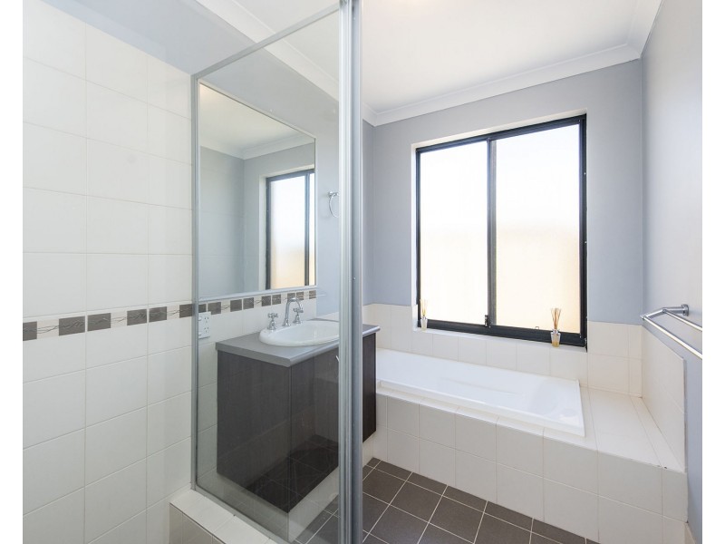 42 Nicolay Approach, Dalyellup WA 6230