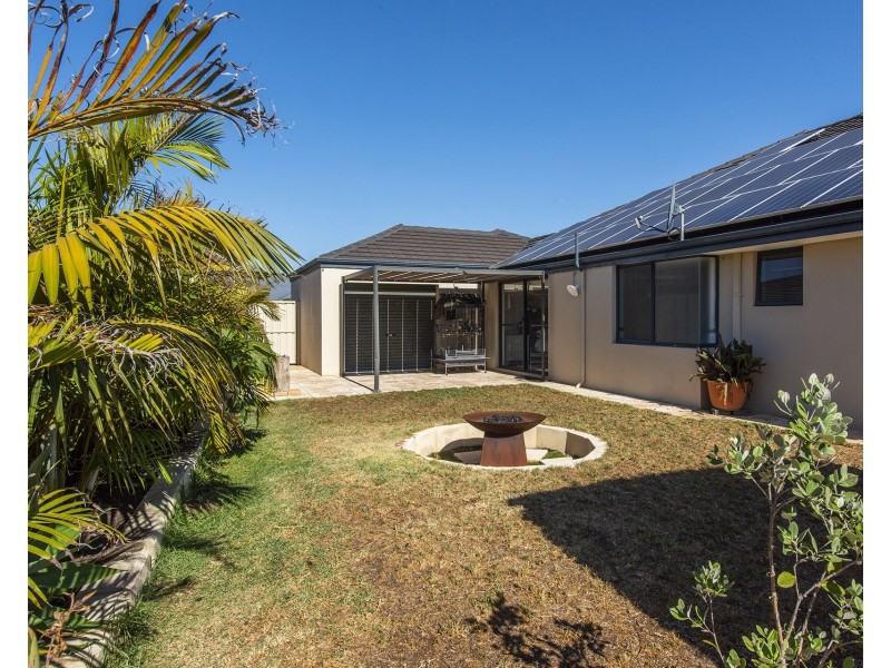 42 Nicolay Approach, Dalyellup WA 6230
