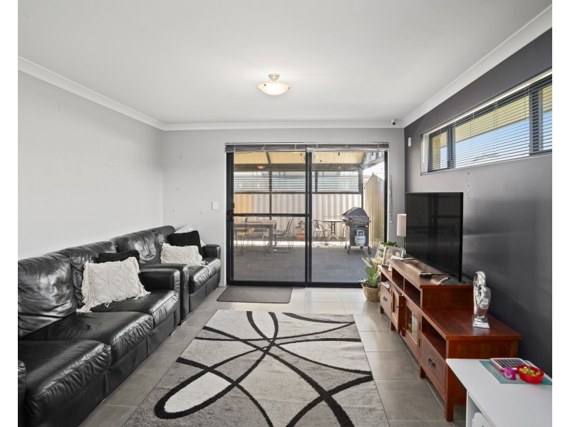 3 Massena Way, Yalyalup WA 6280