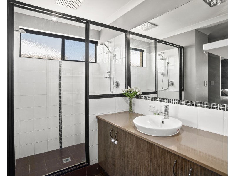 3 Massena Way, Yalyalup WA 6280