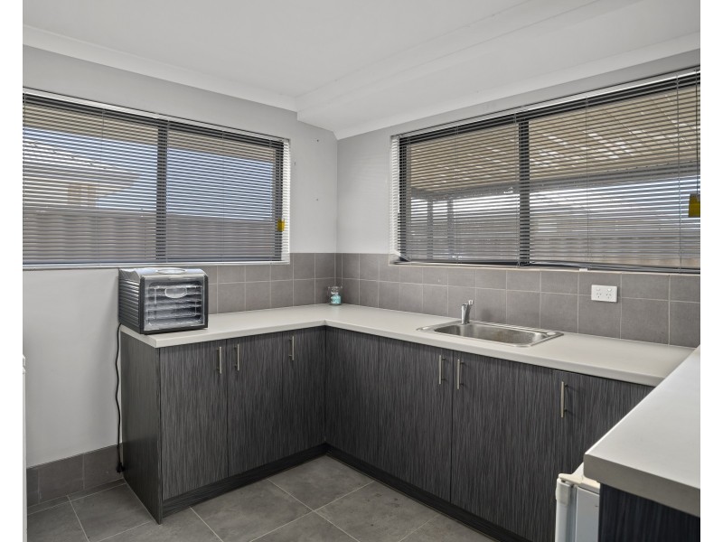 3 Massena Way, Yalyalup WA 6280