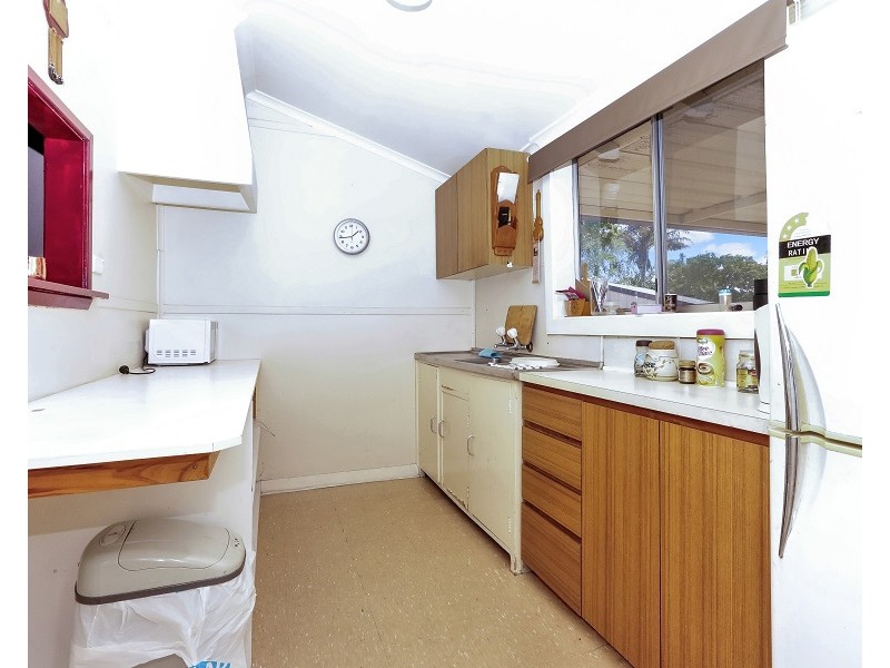 5 Benwell Place, Collie WA 6225