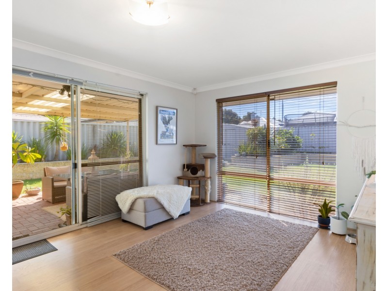 19 Borya Bend, Glen Iris WA 6230