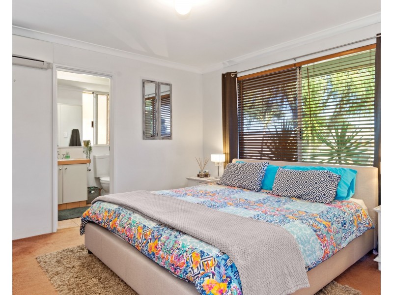 19 Borya Bend, Glen Iris WA 6230