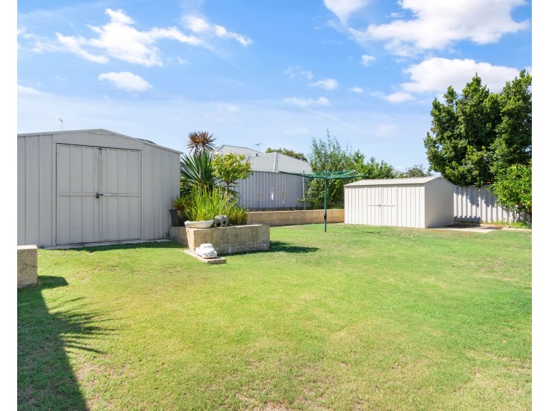 19 Borya Bend, Glen Iris WA 6230