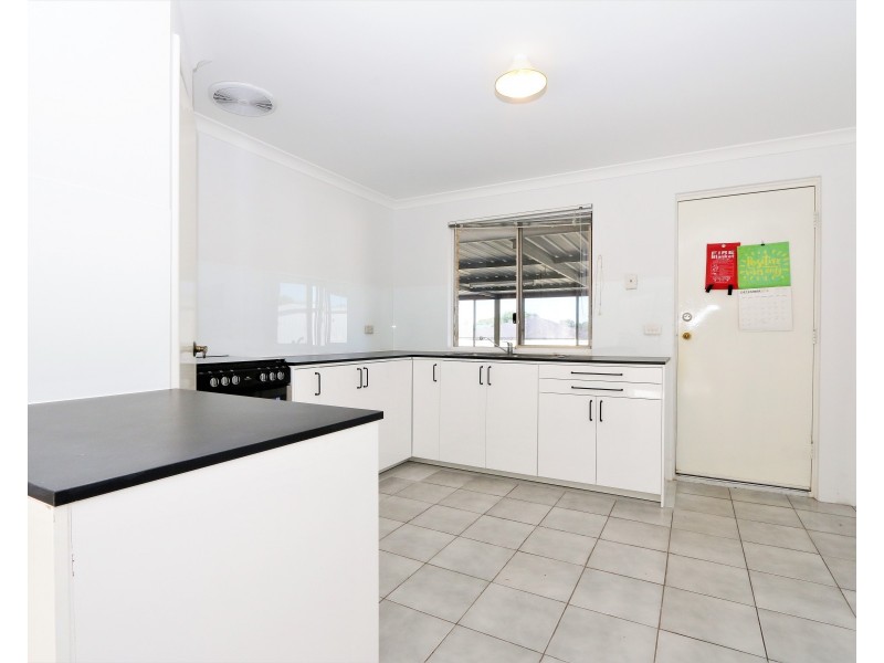 1  Nowland Court, Usher WA 6230