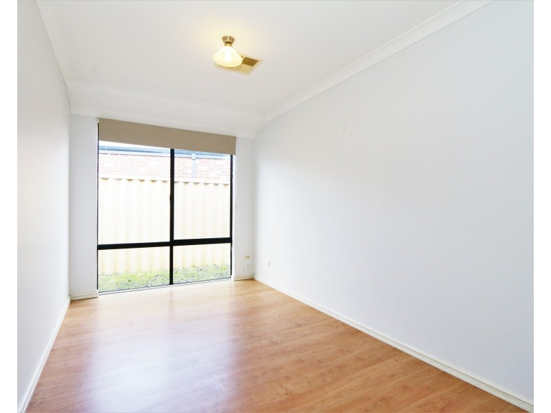 25 Wornt Road, Dalyellup WA 6230