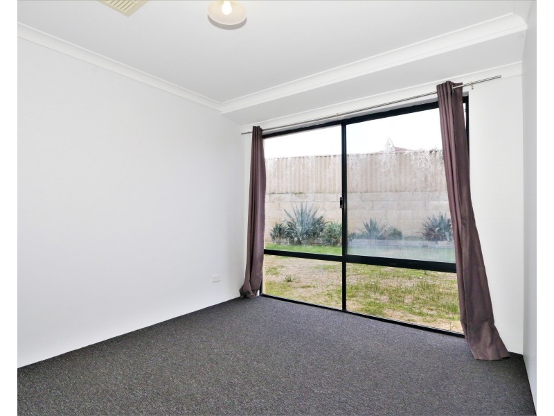 25 Wornt Road, Dalyellup WA 6230