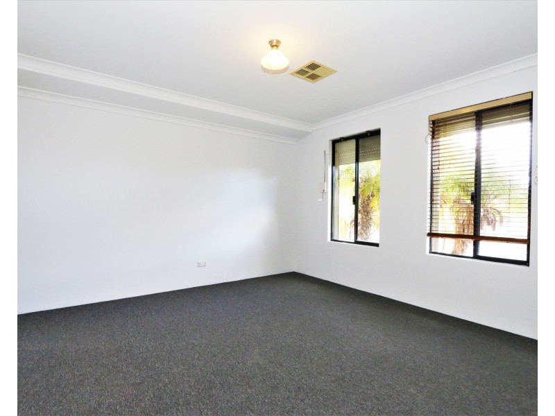 25 Wornt Road, Dalyellup WA 6230