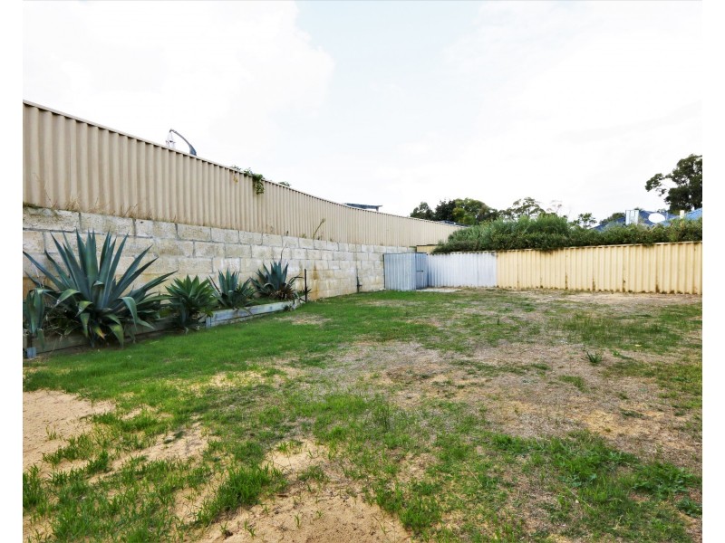 25 Wornt Road, Dalyellup WA 6230