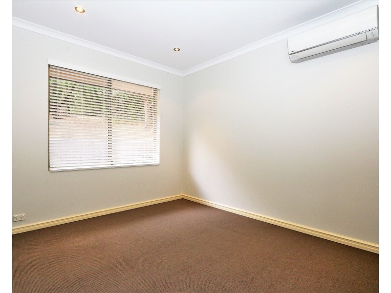 15 Hawkins Drive, Gelorup WA 6230