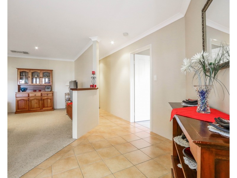 6 Holbrook Road, Australind WA 6233