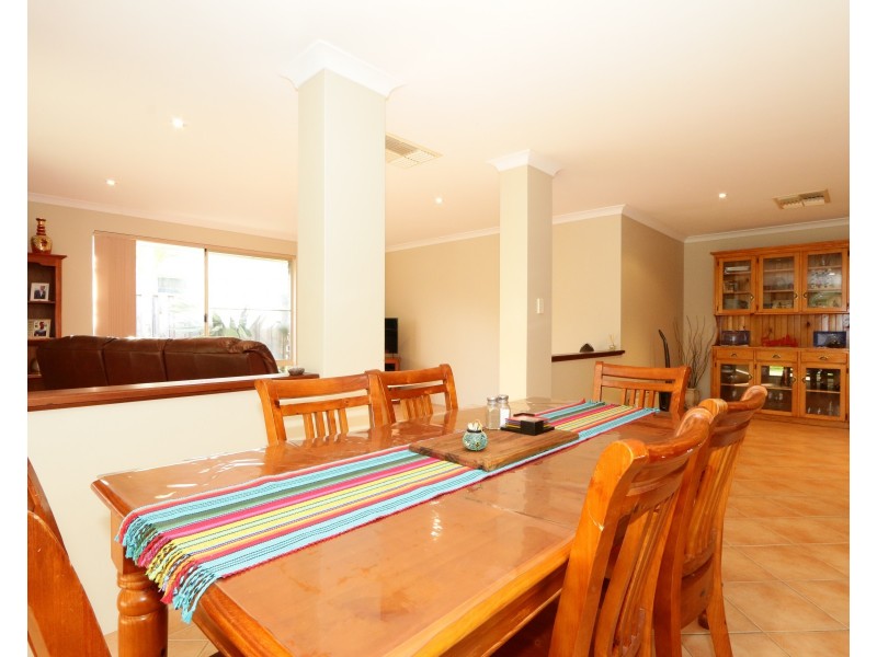 6 Holbrook Road, Australind WA 6233