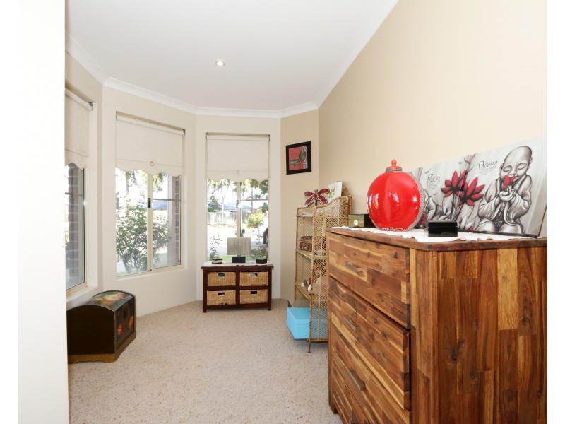 6 Holbrook Road, Australind WA 6233