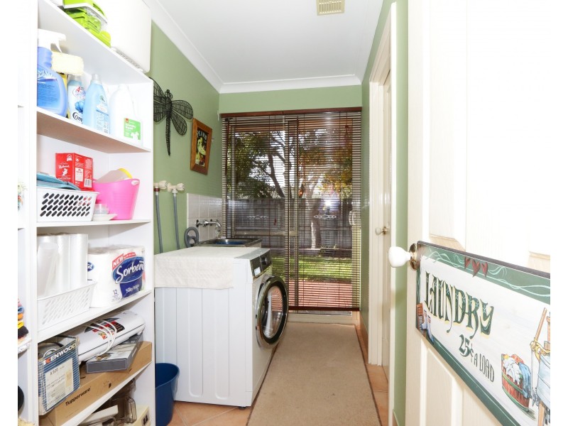 6 Holbrook Road, Australind WA 6233