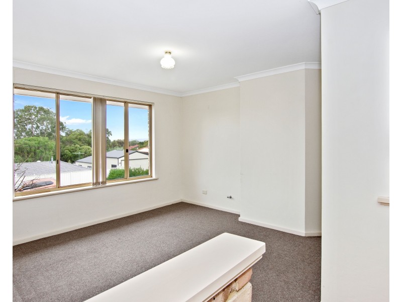 2 Thames Court, Australind WA 6233