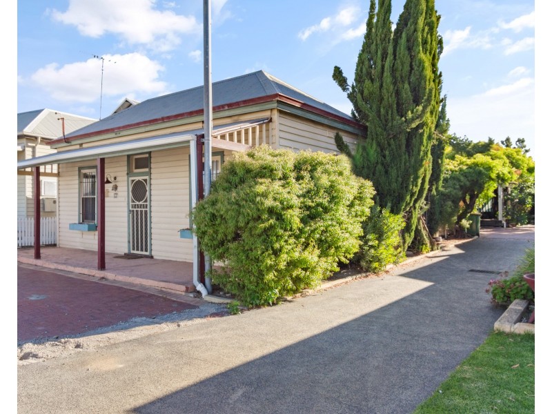 12A Moore Street, Bunbury WA 6230