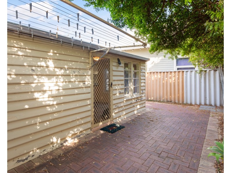 12A Moore Street, Bunbury WA 6230