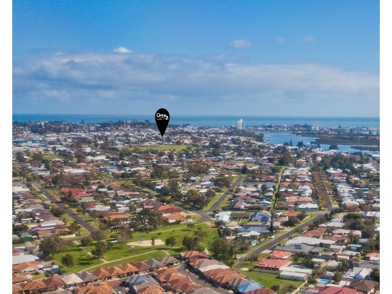 12A Moore Street, Bunbury WA 6230