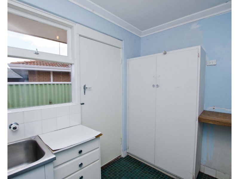 20 Cooke Street, South Bunbury WA 6230