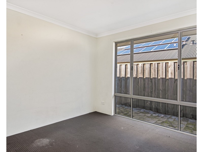 203 Braidwood Drive, Australind WA 6233