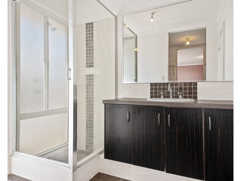 203 Braidwood Drive, Australind WA 6233