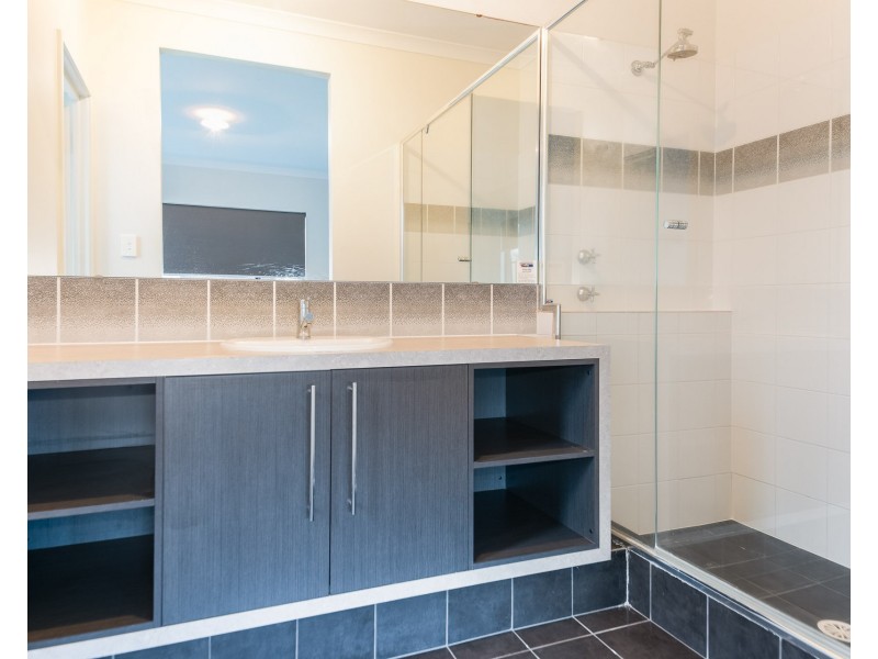 13 Ammolite Way, Australind WA 6233